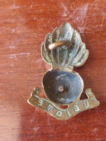 WW II British Royal Artillery Cap Badge
